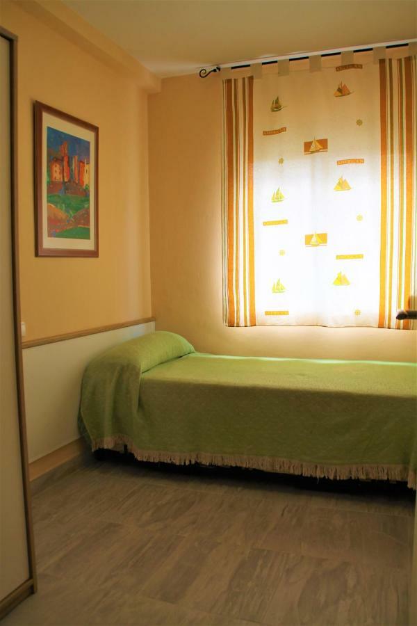 شقة فوينخيرولا  في Apartamento Naranja المظهر الخارجي الصورة